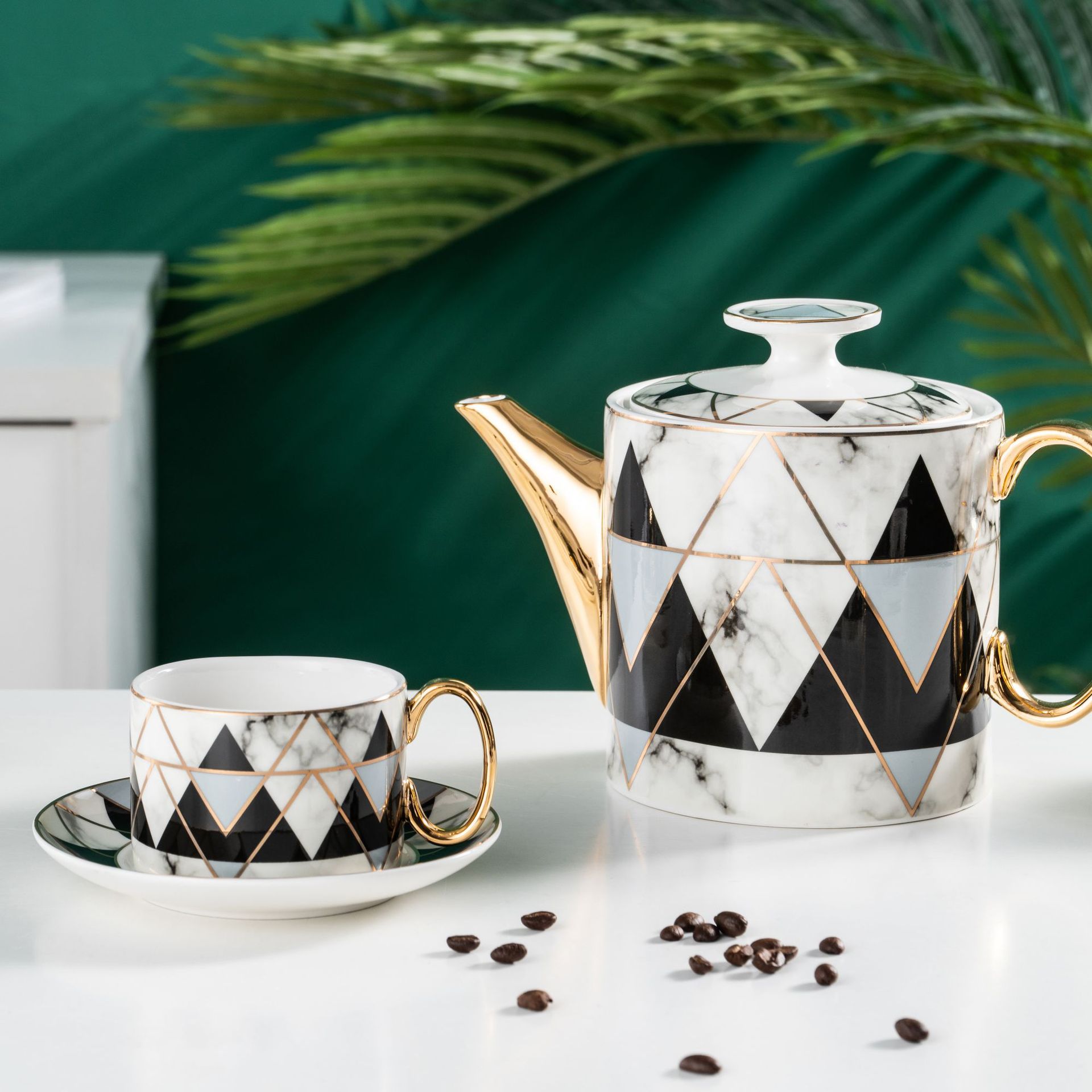 European Porcelain Tea Set - Luxury Coffee Cups and Saucers for Afternoon Tea - Image 6