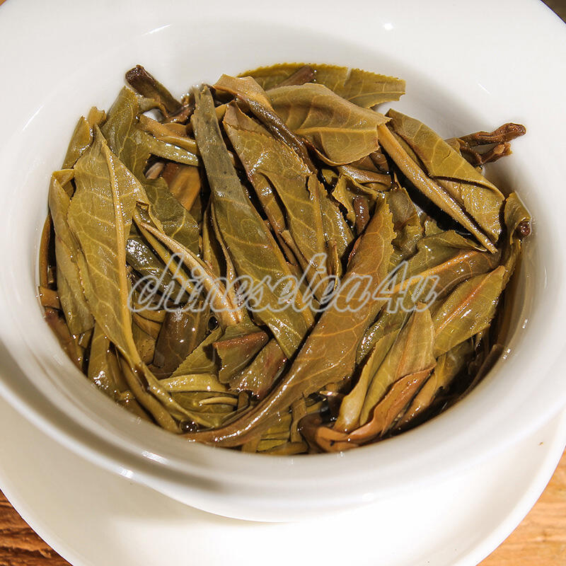 Pu-erh Tea Cake - Yunnan Brown Mountain Old Arbor Tea - Image 2