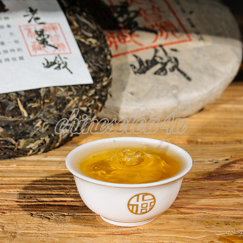Pu-erh Tea Cake - Yunnan Brown Mountain Old Arbor Tea - Image 5