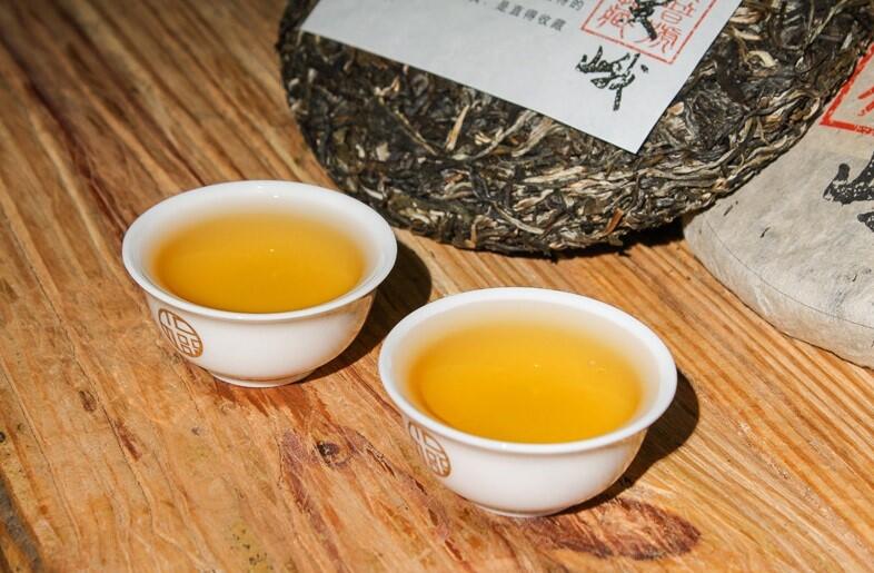 Pu-erh Tea Cake - Yunnan Brown Mountain Old Arbor Tea - Image 6